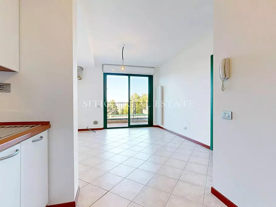 Immagine 5 di Appartamento in vendita  in Via Stoppani 5 a Varese