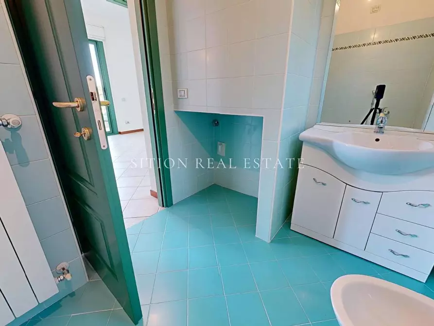 Immagine 14 di Appartamento in vendita  in Via Stoppani 5 a Varese