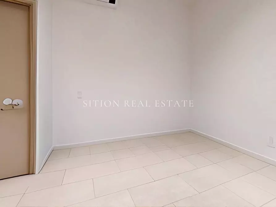 Immagine 13 di Appartamento in vendita  in Via Mauro Macchi 32 a Milano