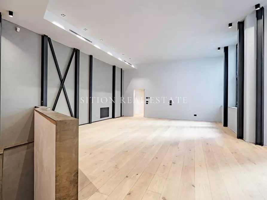 Immagine 10 di Appartamento in vendita  in Via Ludovico Ariosto 19 a Milano