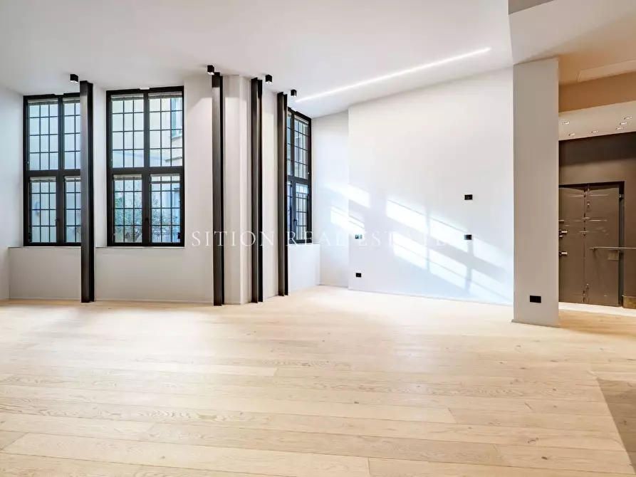 Immagine 18 di Appartamento in vendita  in Via Ludovico Ariosto 19 a Milano