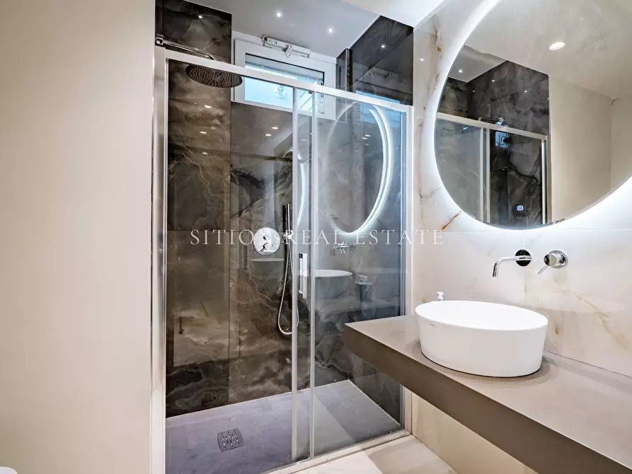 Immagine 6 di Appartamento in vendita  in Via Ludovico Ariosto 19 a Milano