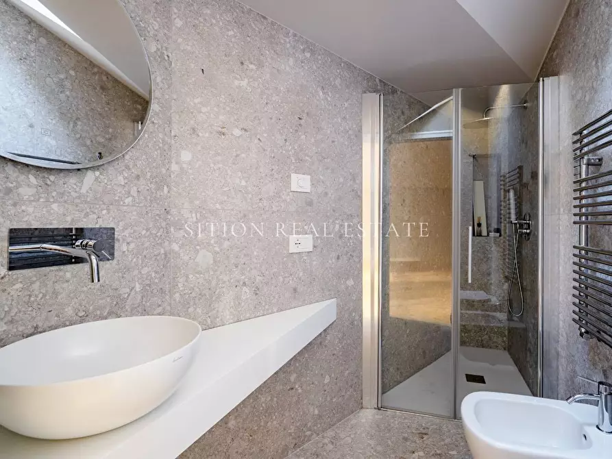 Immagine 9 di Appartamento in vendita  in Via Ludovico Ariosto 19 a Milano