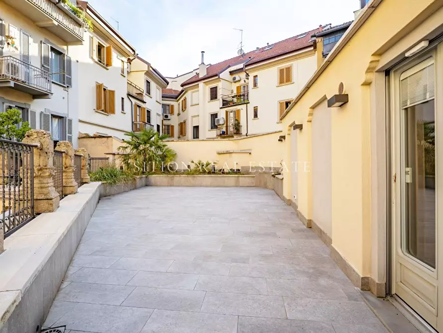 Immagine 36 di Appartamento in vendita  in Via Ludovico Ariosto 19 a Milano