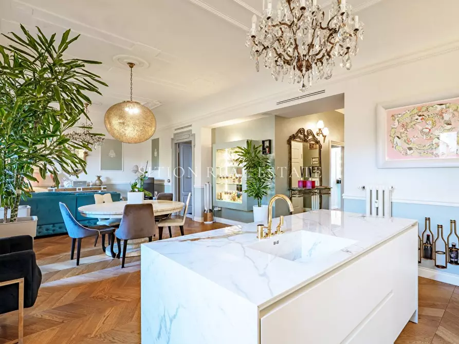 Immagine 2 di Appartamento in vendita  in Via Luigi Settembrini 56 a Milano