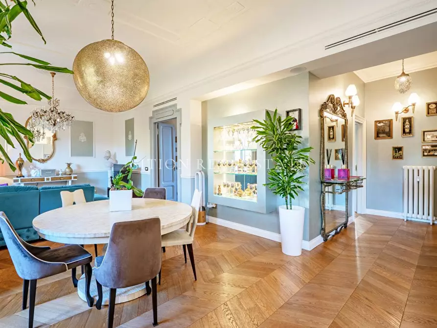 Immagine 3 di Appartamento in vendita  in Via Luigi Settembrini 56 a Milano