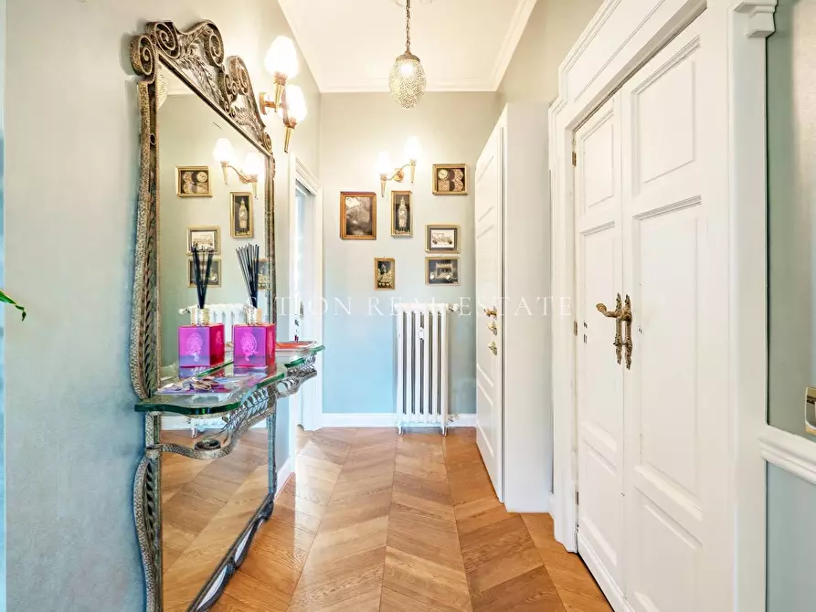 Immagine 8 di Appartamento in vendita  in Via Luigi Settembrini 56 a Milano