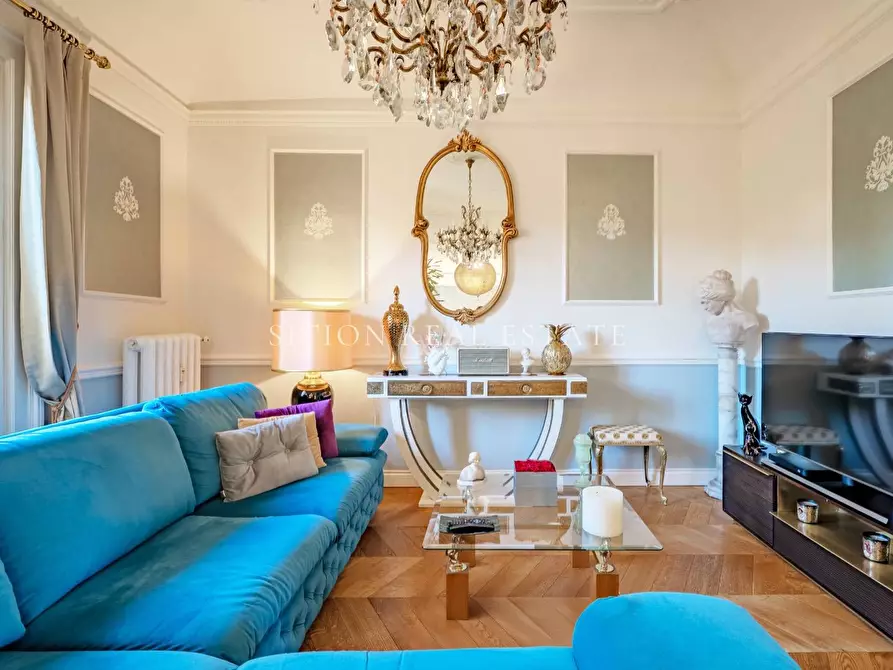 Immagine 13 di Appartamento in vendita  in Via Luigi Settembrini 56 a Milano