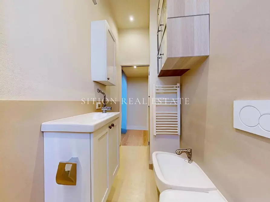 Immagine 7 di Appartamento in vendita  in Via Seprio 22 a Milano