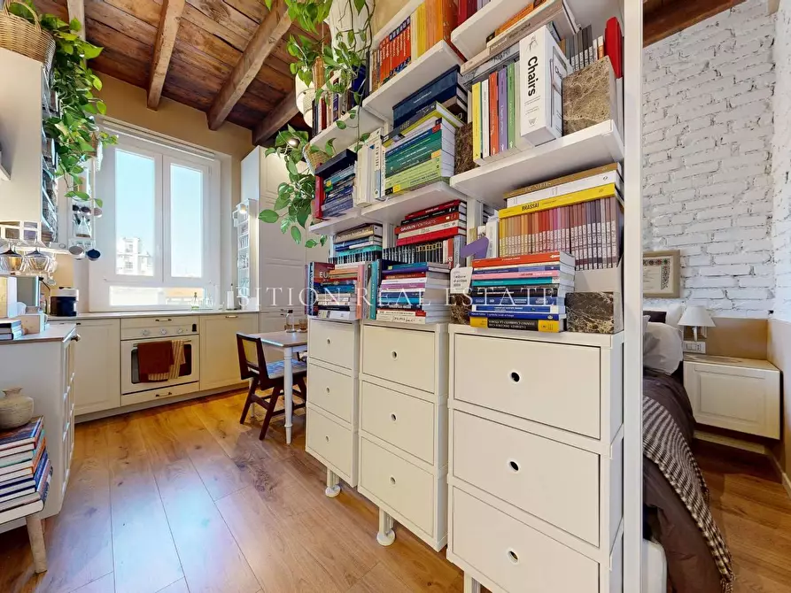 Immagine 8 di Appartamento in vendita  in Via Seprio 22 a Milano