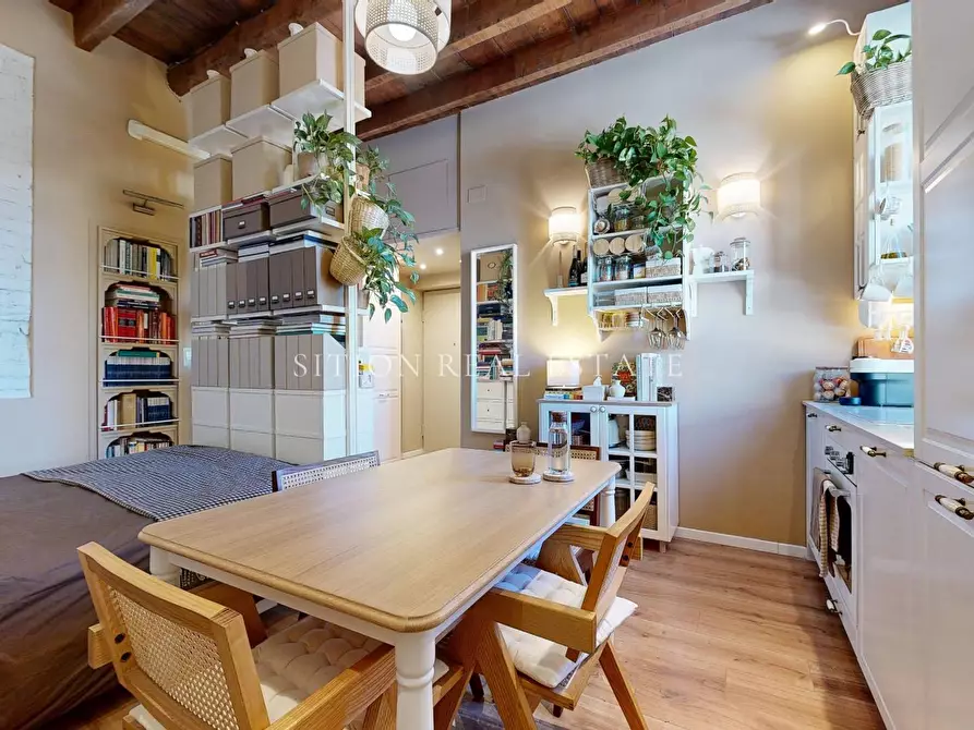 Immagine 11 di Appartamento in vendita  in Via Seprio 22 a Milano