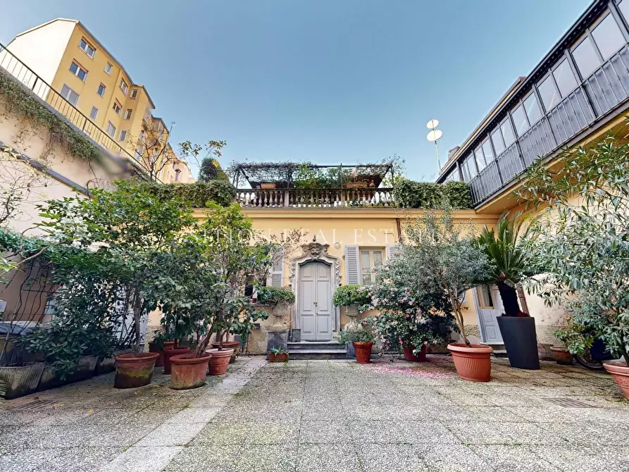 Immagine 12 di Appartamento in vendita  in Via Seprio 22 a Milano