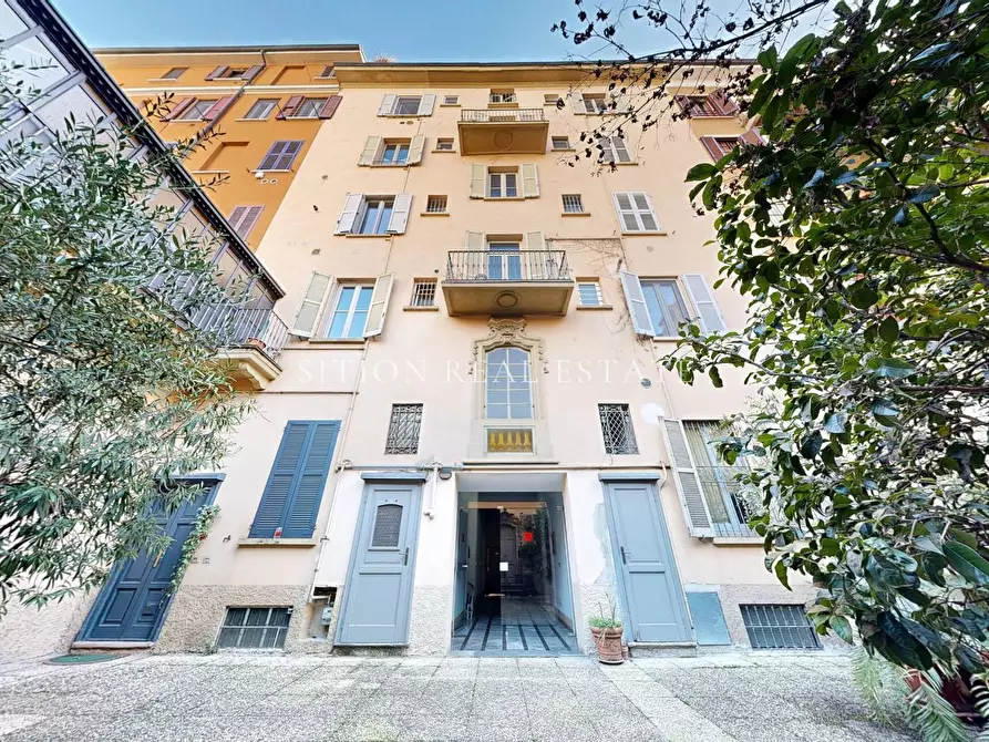 Immagine 14 di Appartamento in vendita  in Via Seprio 22 a Milano