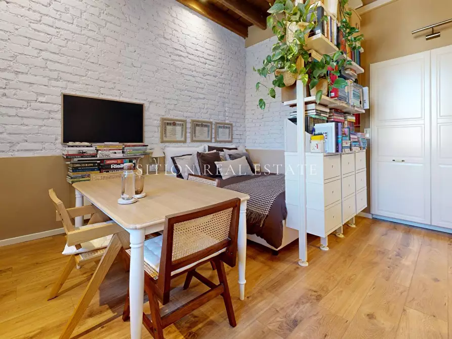 Immagine 21 di Appartamento in vendita  in Via Seprio 22 a Milano