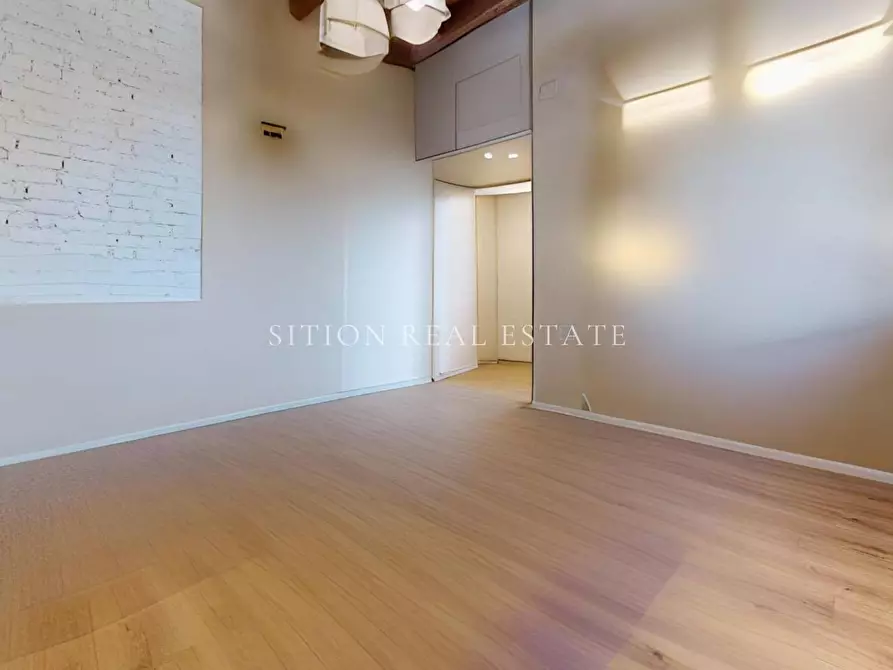 Immagine 22 di Appartamento in vendita  in Via Seprio 22 a Milano