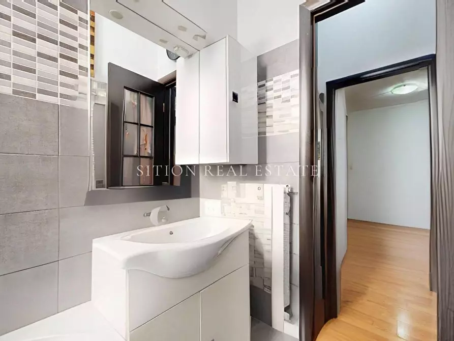 Immagine 2 di Appartamento in vendita  in Via Salvatore Rosa 20 a Milano