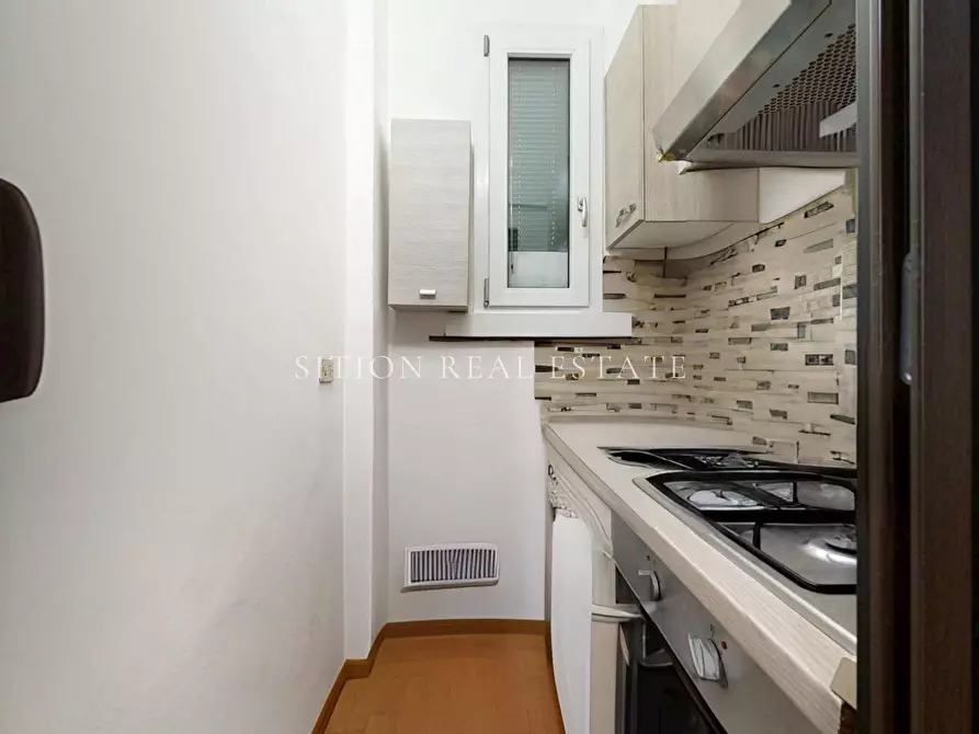 Immagine 9 di Appartamento in vendita  in Via Salvatore Rosa 20 a Milano