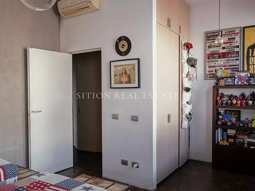 Immagine 11 di Appartamento in vendita  in Via Giovanni Cadolini 32 a Milano