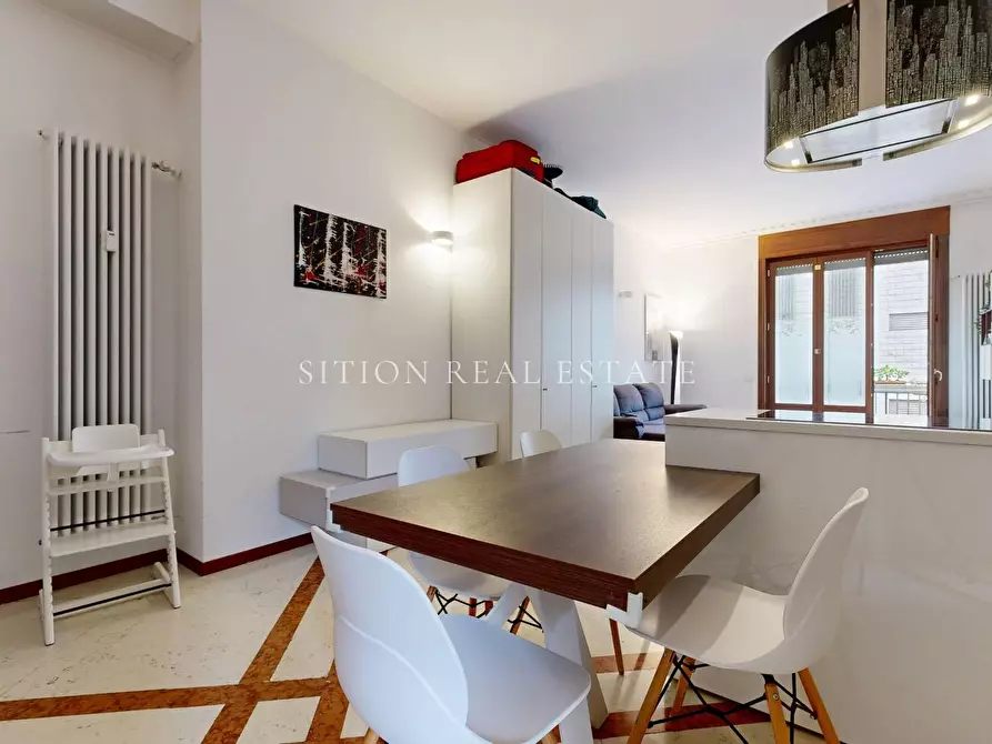 Immagine 3 di Appartamento in vendita  in Via Giovanni Da Milano 6 a Milano
