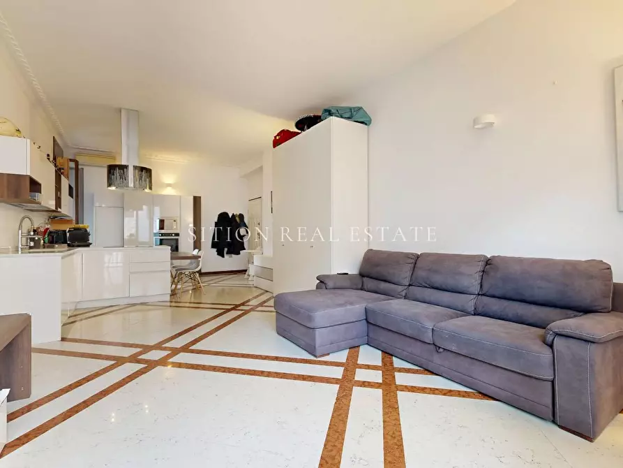 Immagine 9 di Appartamento in vendita  in Via Giovanni Da Milano 6 a Milano