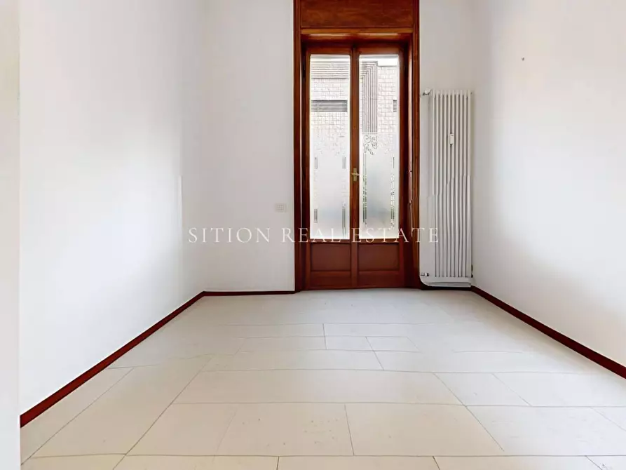 Immagine 28 di Appartamento in vendita  in Via Giovanni Da Milano 6 a Milano