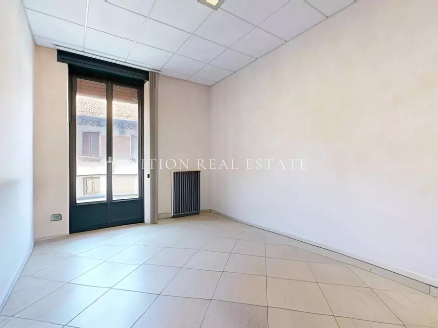 Immagine 11 di Ufficio in vendita  in Via Piave 3 a Milano