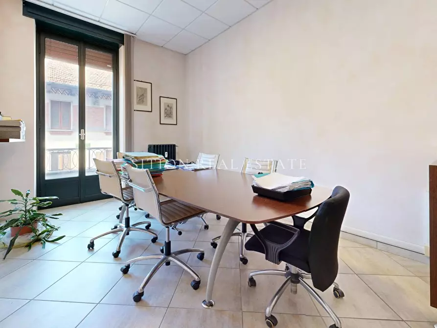 Immagine 31 di Ufficio in vendita  in Via Piave 3 a Milano