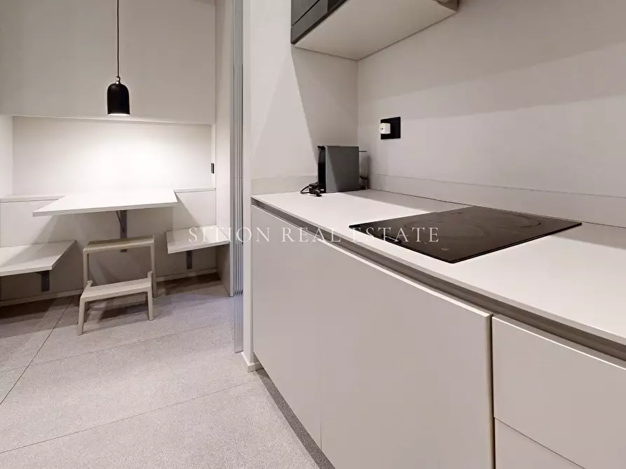 Immagine 3 di Appartamento in vendita  in Via Cesare Da Sesto 23 a Milano