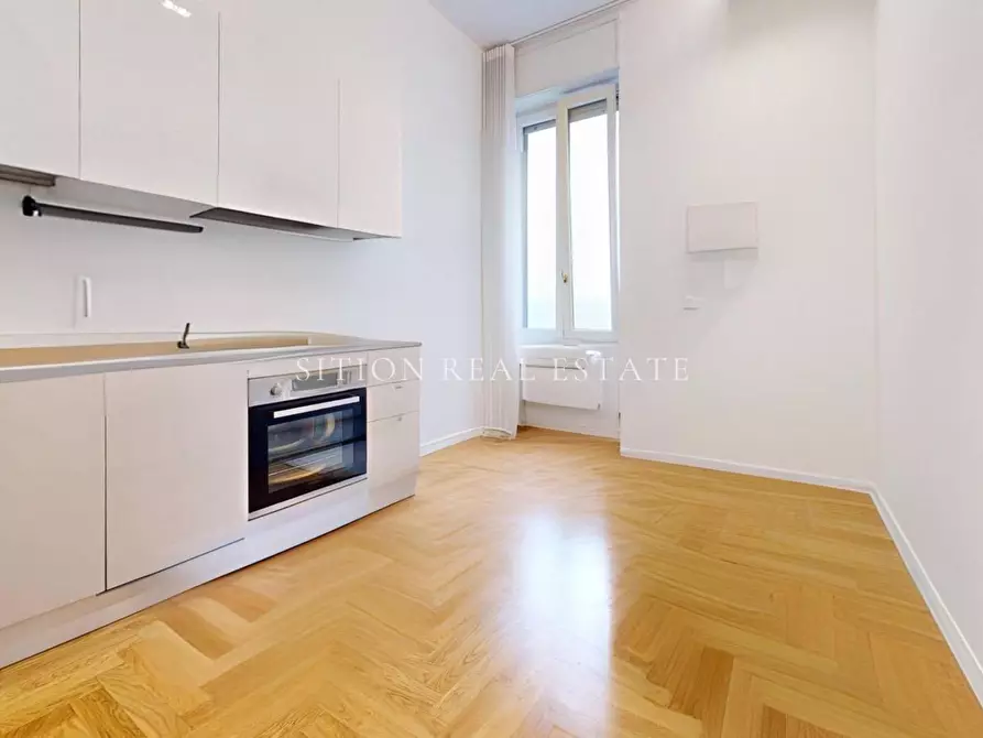Immagine 3 di Appartamento in vendita  in Via Emanuele Filiberto 10 a Milano