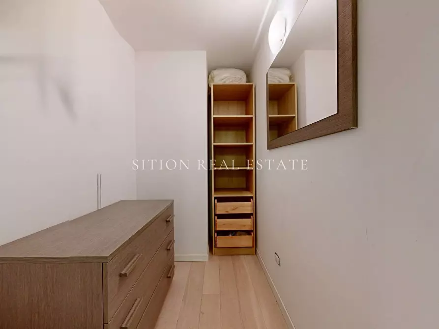 Immagine 19 di Appartamento in vendita  in Viale Ortles 54 a Milano