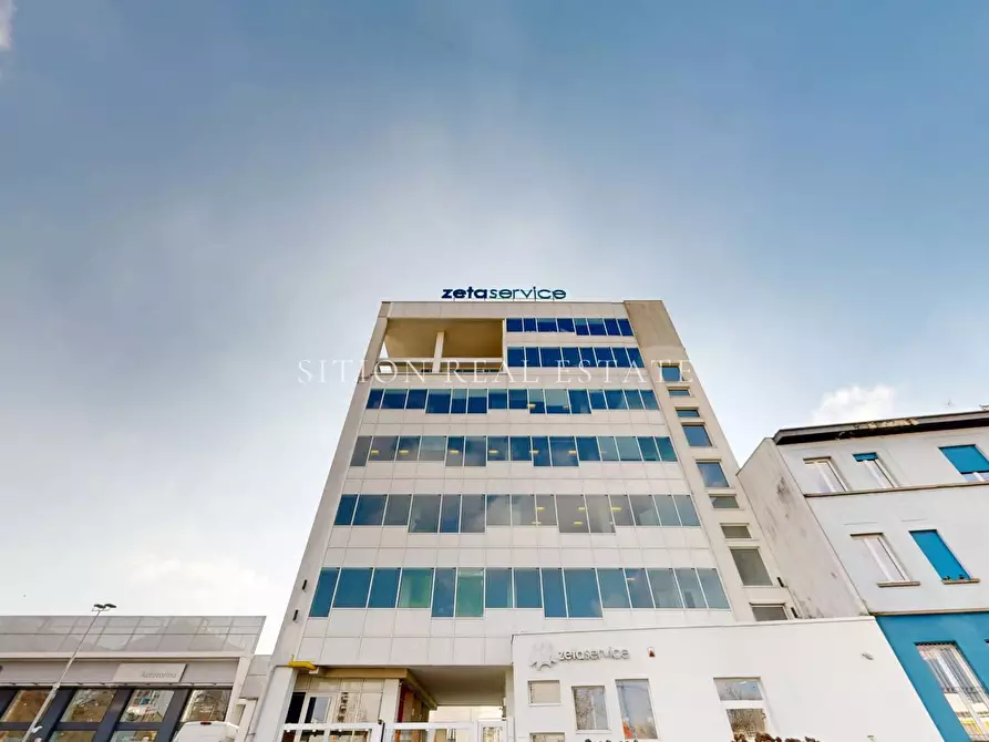 Immagine 23 di Appartamento in vendita  in Viale Ortles 54 a Milano
