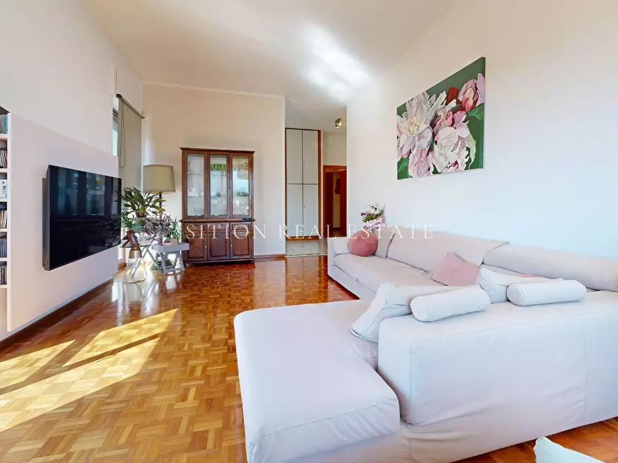 Immagine 9 di Appartamento in vendita  in Via Mirabello 25 a Milano