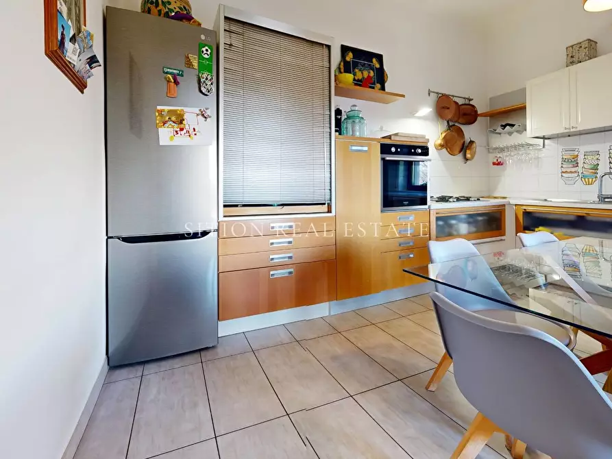Immagine 17 di Appartamento in vendita  in Via Mirabello 25 a Milano