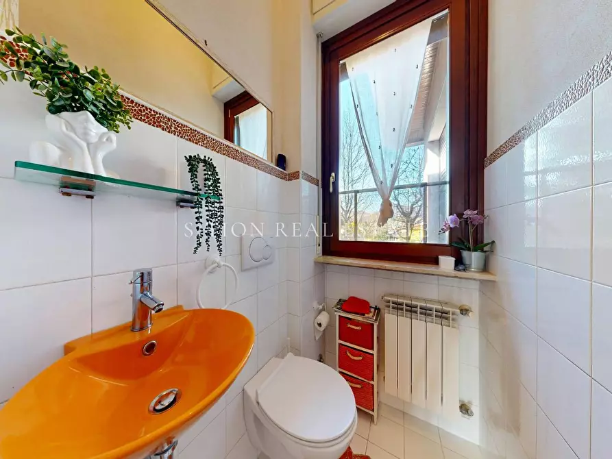 Immagine 32 di Appartamento in vendita  in Via Mirabello 25 a Milano