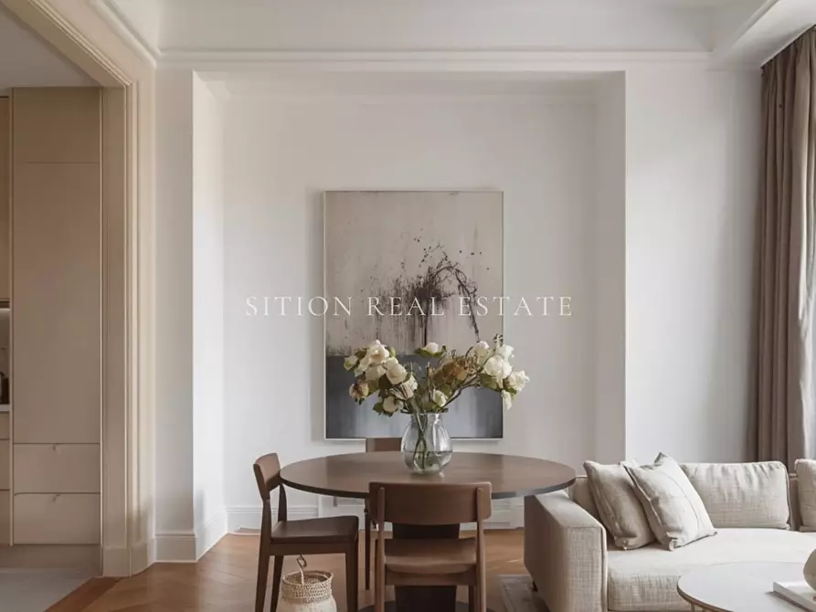 Immagine 3 di Appartamento in vendita  in Via Giovanni Cadolini 34 a Milano