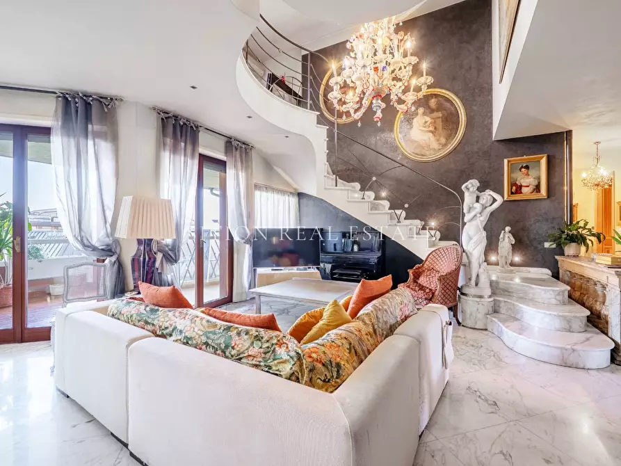 Immagine 3 di Appartamento in vendita  in Via Ippodromo 105 a Milano