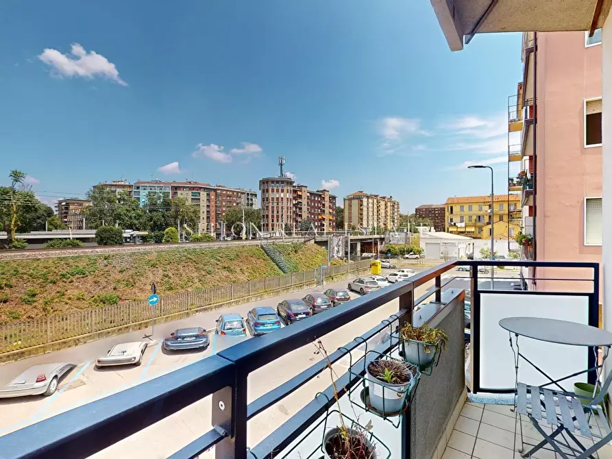Immagine 32 di Appartamento in vendita  in Via Valsolda 5 a Milano