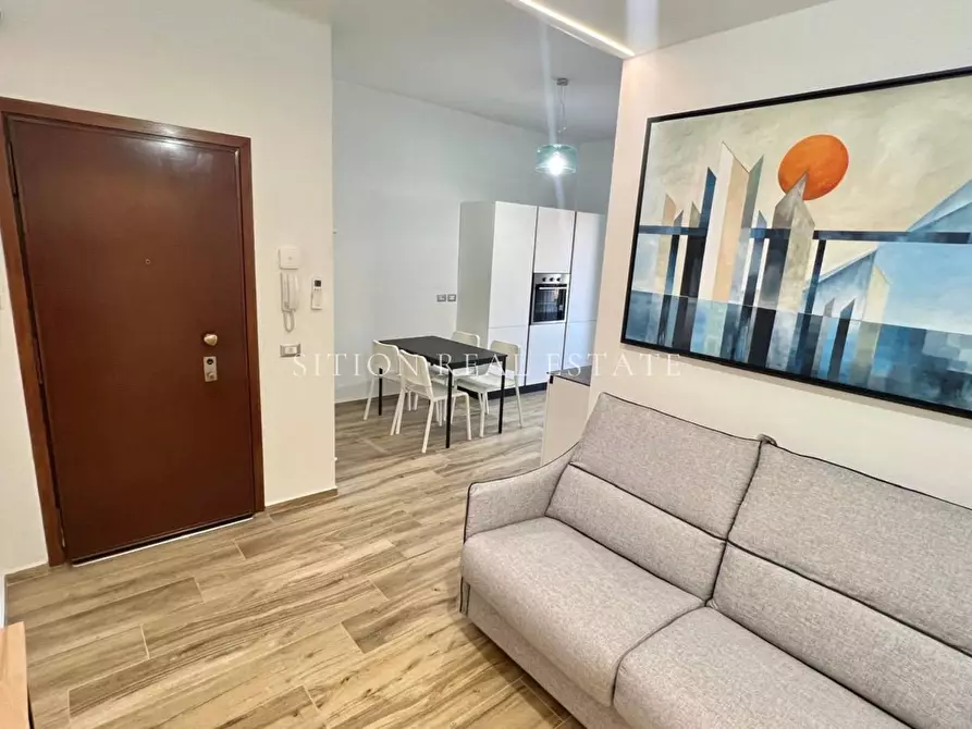 Immagine 5 di Appartamento in vendita  in Viale Luigi Torelli 8 a Milano