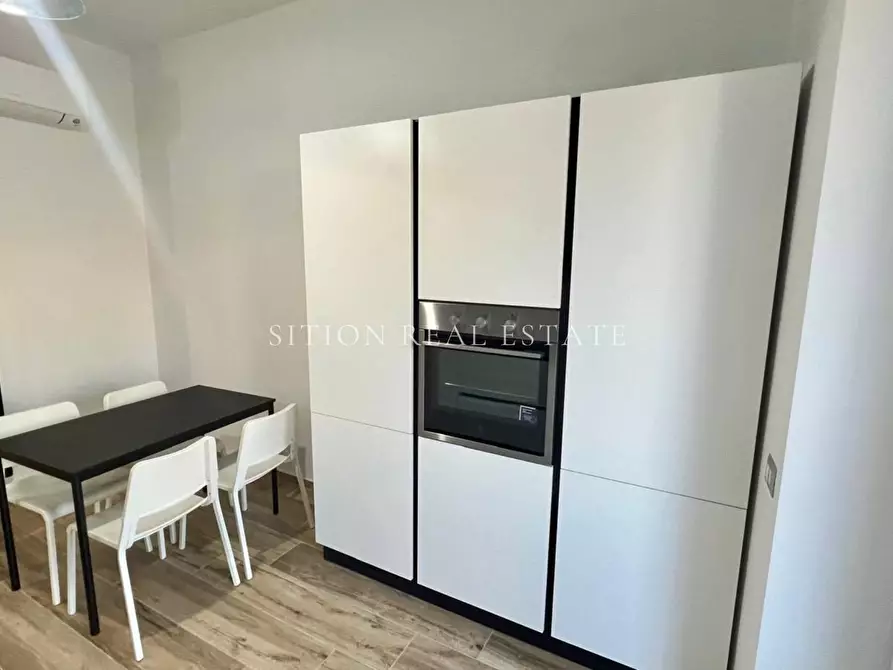 Immagine 10 di Appartamento in vendita  in Viale Luigi Torelli 8 a Milano