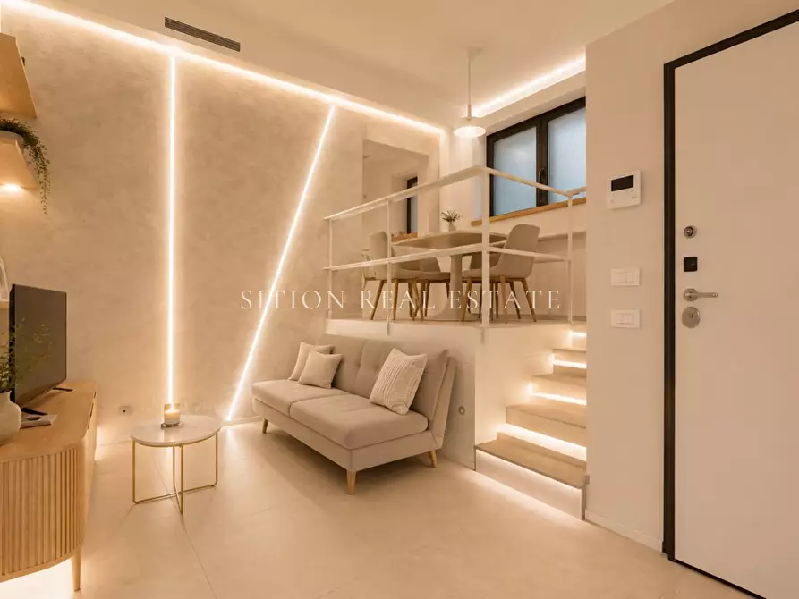 Immagine 2 di Appartamento in vendita  in Via Ebro 11 a Milano