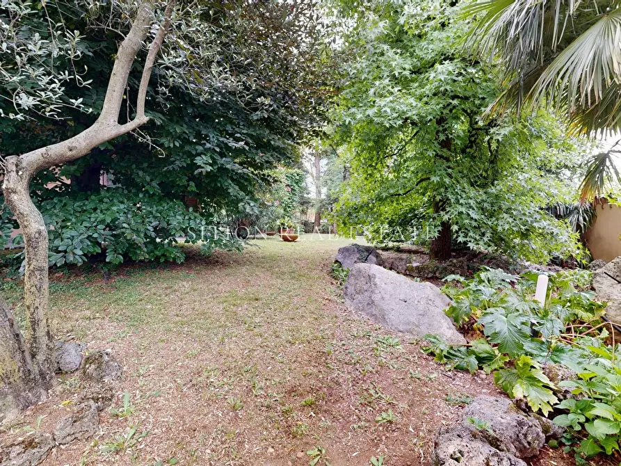 Immagine 29 di Villa in vendita  in Via Alfredo Di Dio 4 a Dairago
