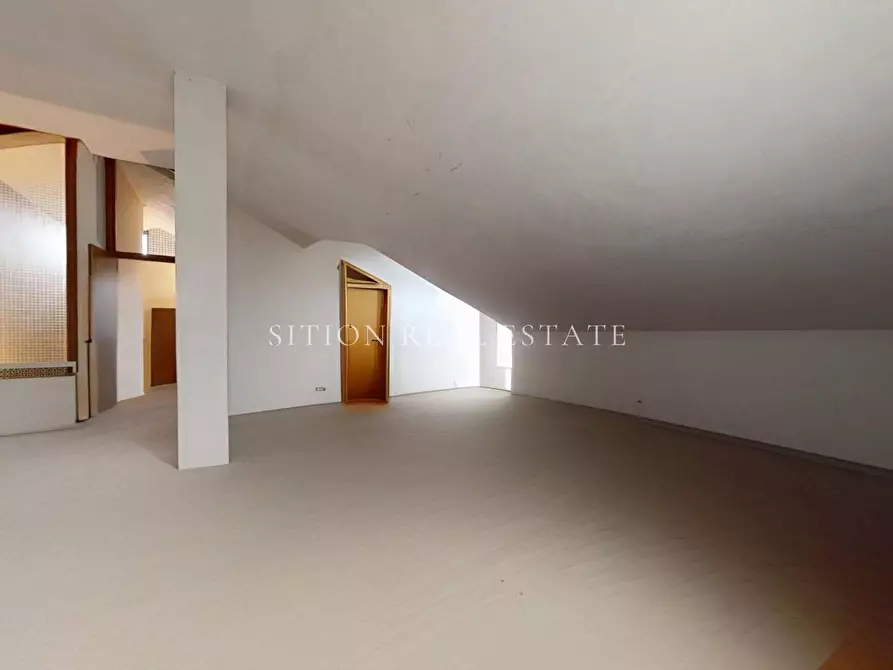 Immagine 42 di Villa in vendita  in Via Alfredo Di Dio 4 a Dairago
