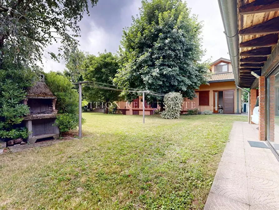 Immagine 55 di Villa in vendita  in Via Alfredo Di Dio 4 a Dairago