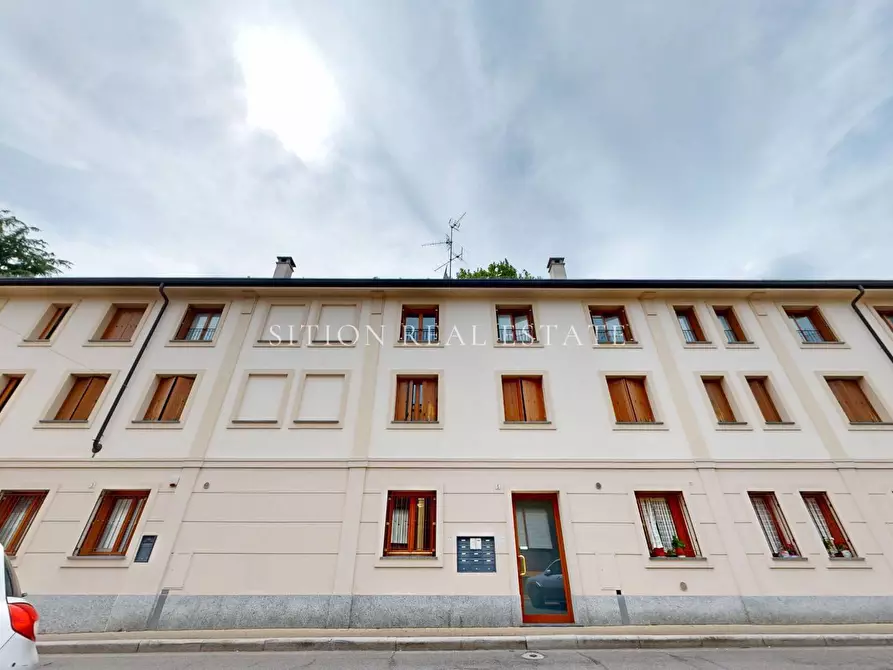 Immagine 21 di Appartamento in vendita  in Via Santo Stefano 5 a Vedano Al Lambro