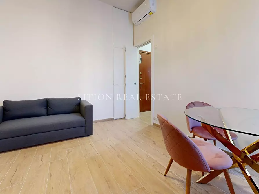 Immagine 3 di Appartamento in vendita  in Viale Famagosta 30 a Milano