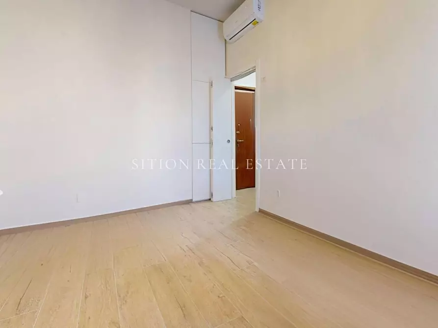Immagine 4 di Appartamento in vendita  in Viale Famagosta 30 a Milano