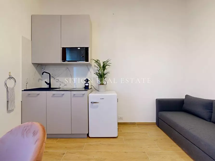 Immagine 5 di Appartamento in vendita  in Viale Famagosta 30 a Milano