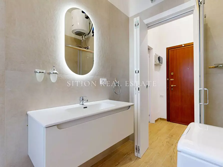 Immagine 15 di Appartamento in vendita  in Viale Famagosta 30 a Milano
