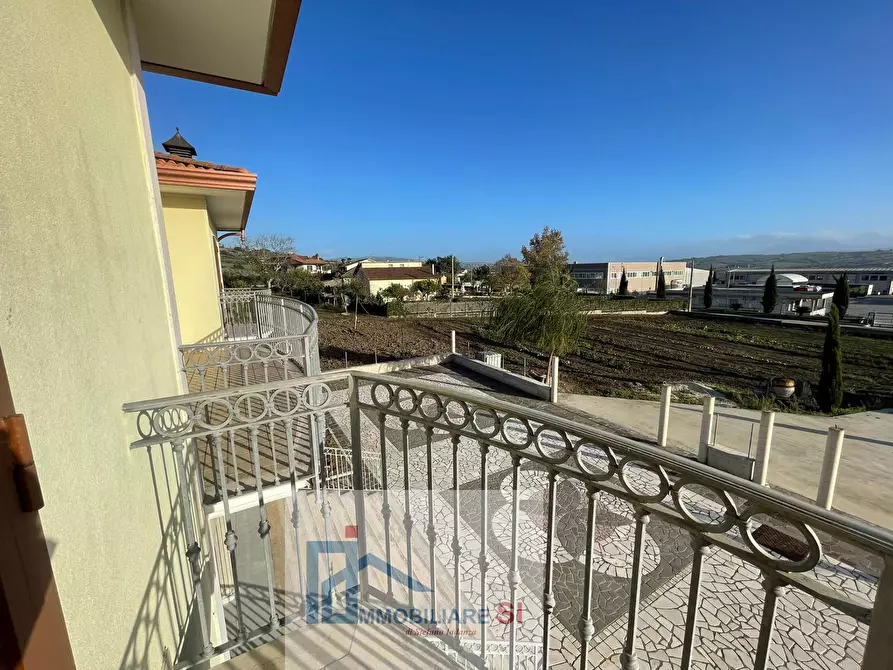 Immagine 21 di Casa semindipendente in vendita  in Contrada Saglieta a Benevento