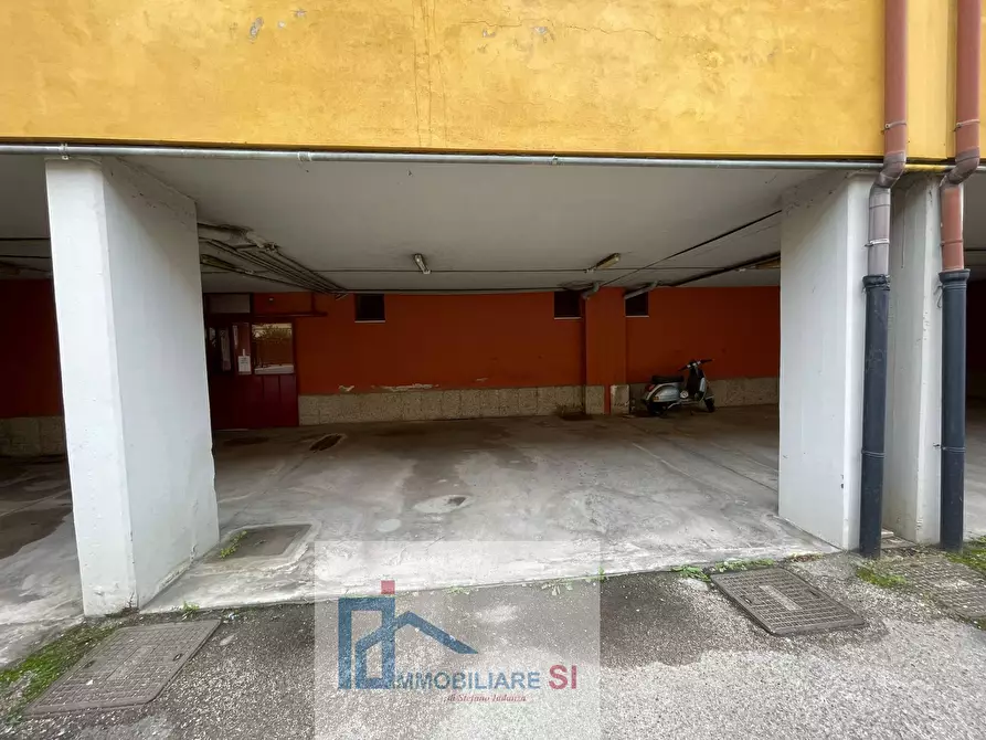 Immagine 28 di Appartamento in vendita  in Via Antonio Navarra a Benevento